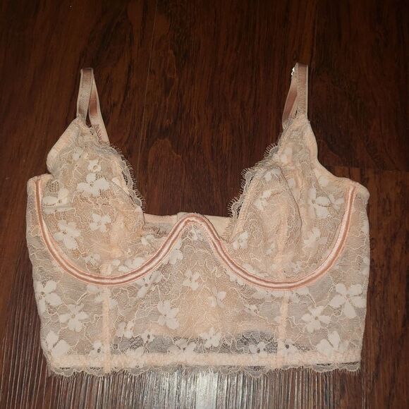 Victoria's Secret Other - Victoria's Secret Coral Floral Lace Dream Angel Dainty Corset Bra Size 32D NWOT